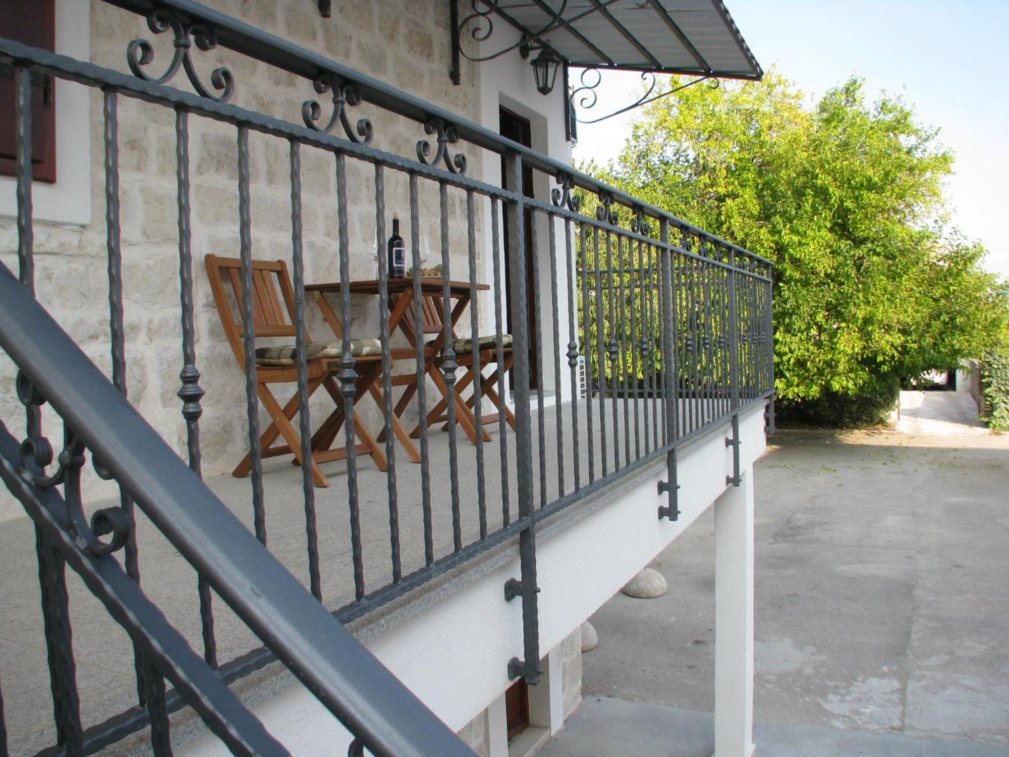 Apartment In Stone House On Seaside Kaštela Exteriér fotografie